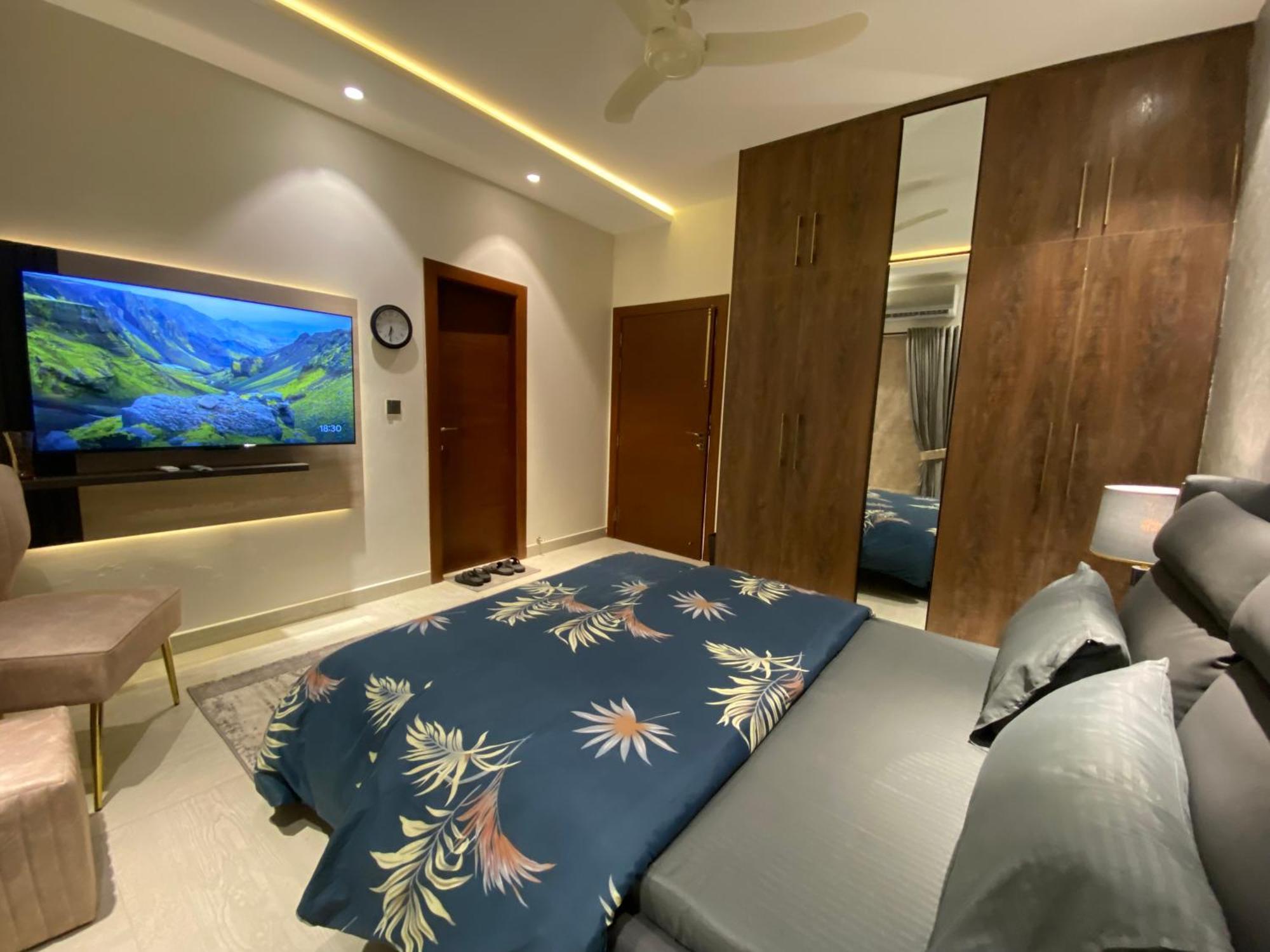 Firefly Retreat-Your Home Away From Home 라왈핀디 외부 사진