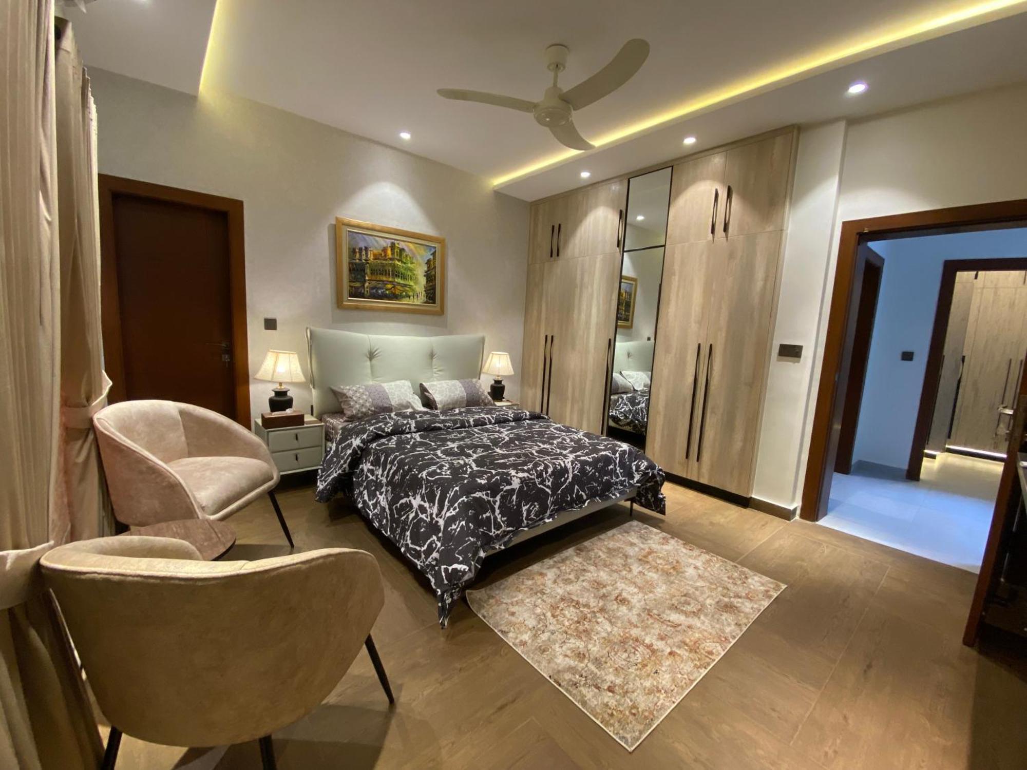 Firefly Retreat-Your Home Away From Home 라왈핀디 외부 사진