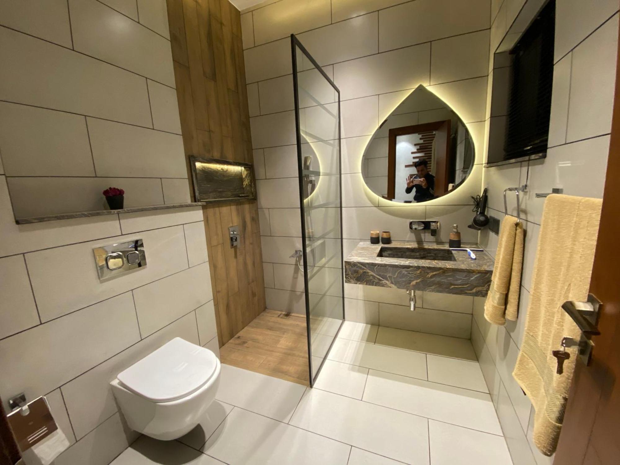 Firefly Retreat-Your Home Away From Home 라왈핀디 외부 사진
